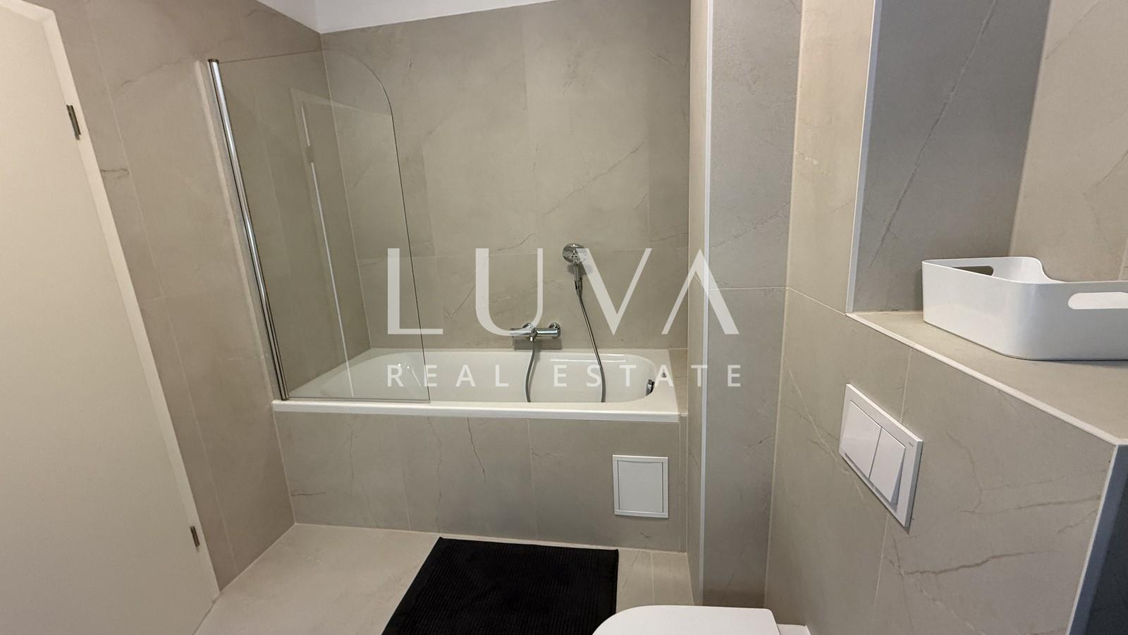 Zagreb, Maksimir, moderne 4-Zimmer-Wohnung mit 2 Terrassen, 130 m²