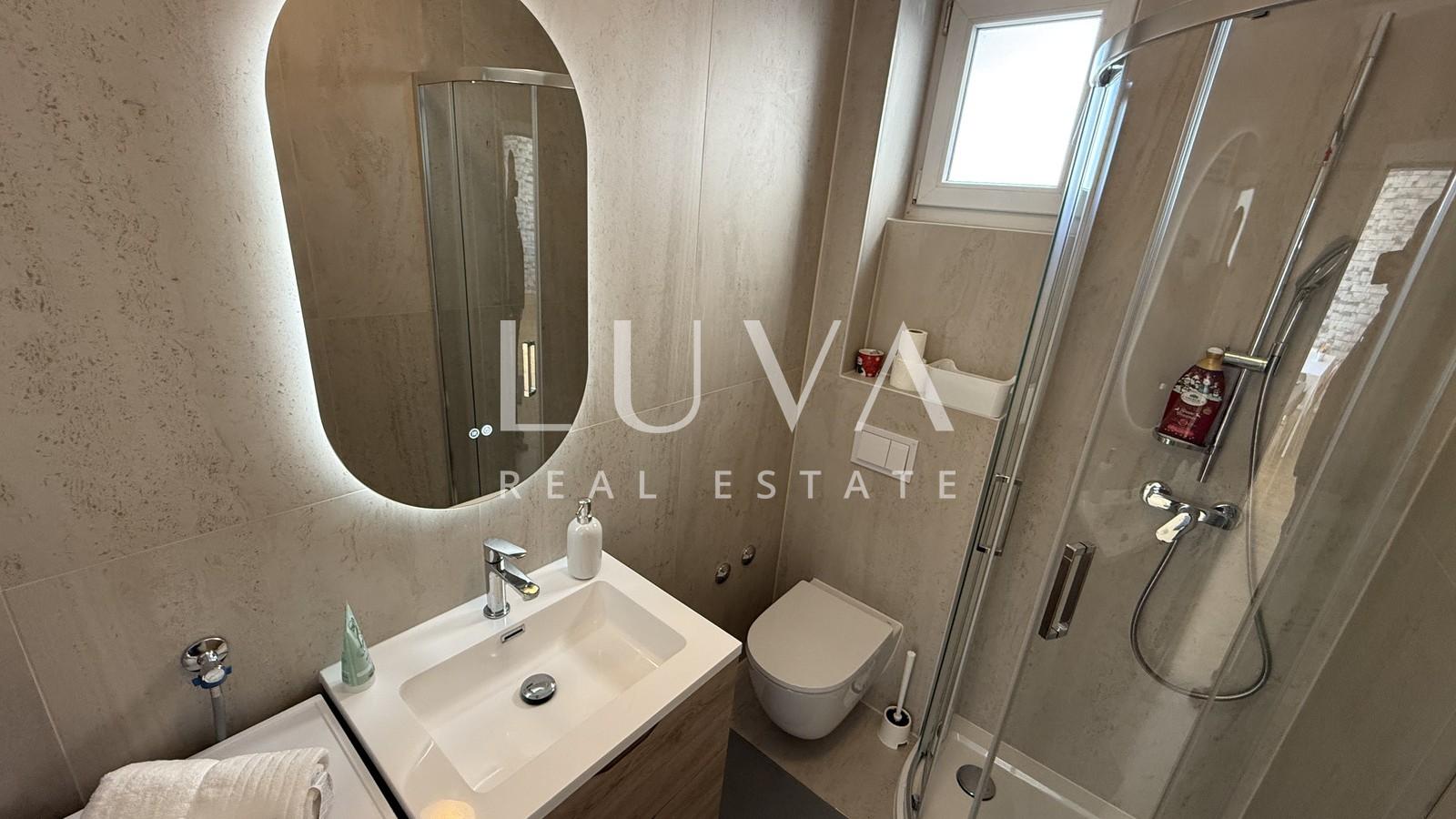 Zagreb, Maksimir, moderne 4-Zimmer-Wohnung mit 2 Terrassen, 130 m²