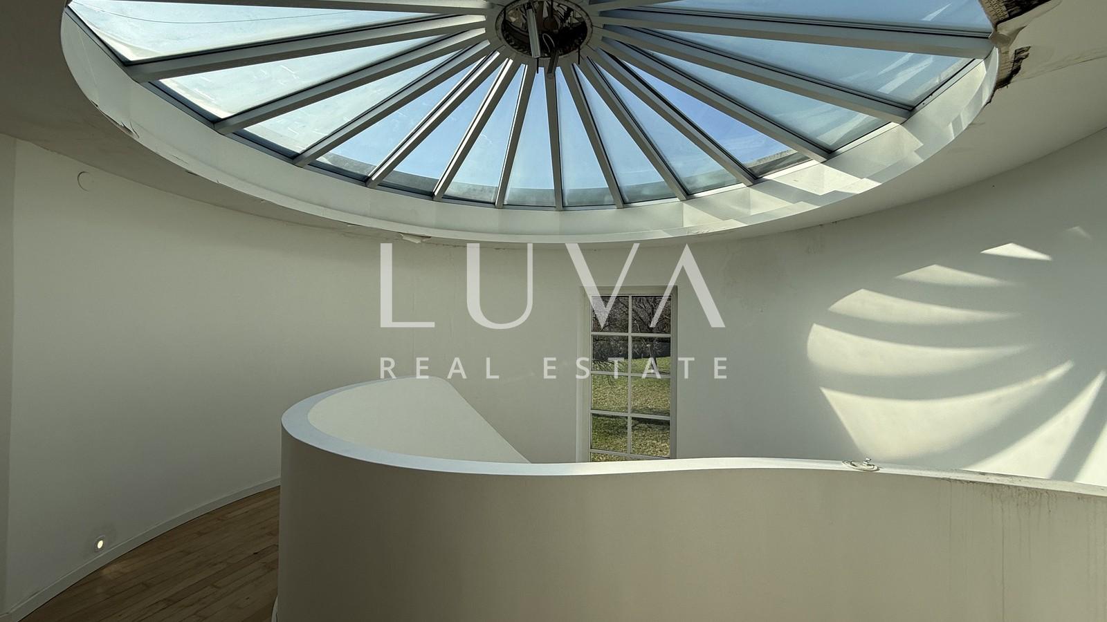 Samobor, exclusive villa with large estate, 900 m²