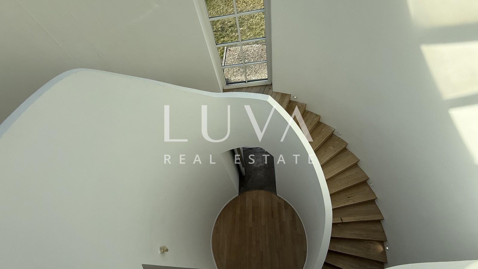 Samobor, exclusive villa with large estate, 900 m²