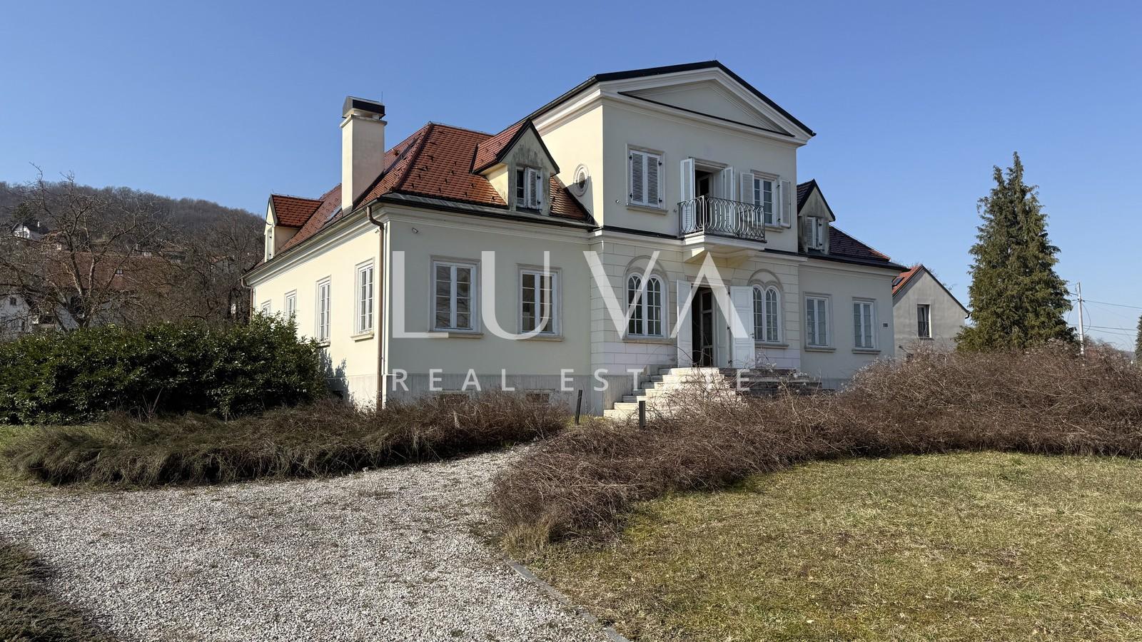 Samobor, exclusive villa with large estate, 900 m²