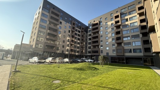 Zagreb, Svetice, moderne Wohnung mit 2 Zimmern und Garage, 46 m²