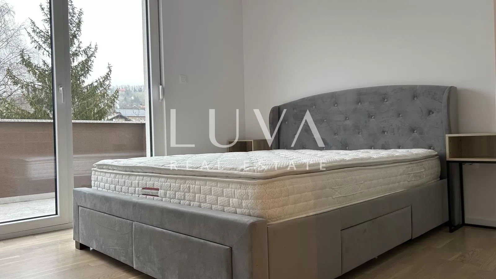 Šenkovec, 4-s stan 118,28m2, terasa i 4 parkirna mjesta, prodaja