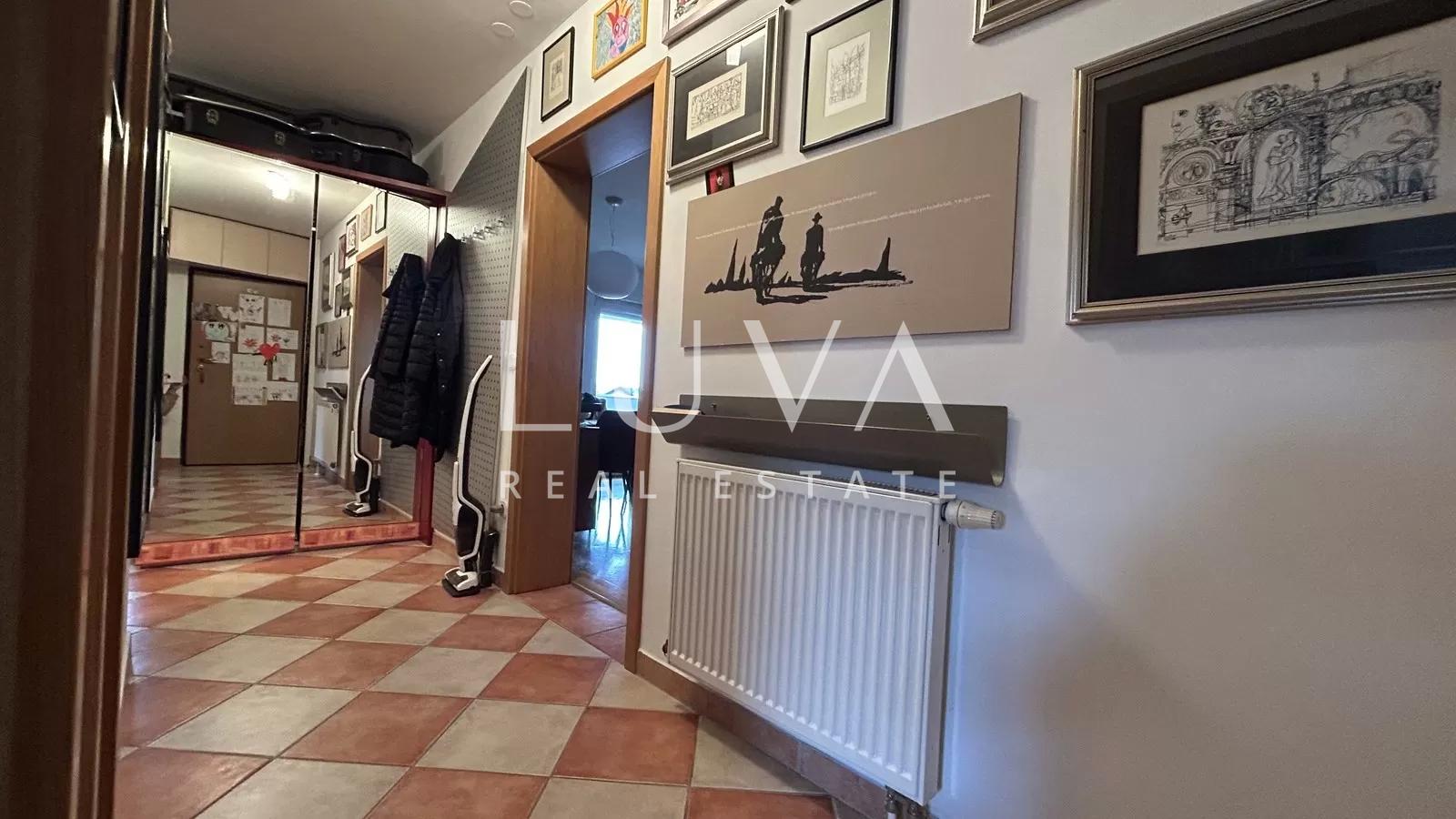 Zagreb, Stenjevec, Vierzimmerwohnung, 99m2 mit Garage, Verkauf