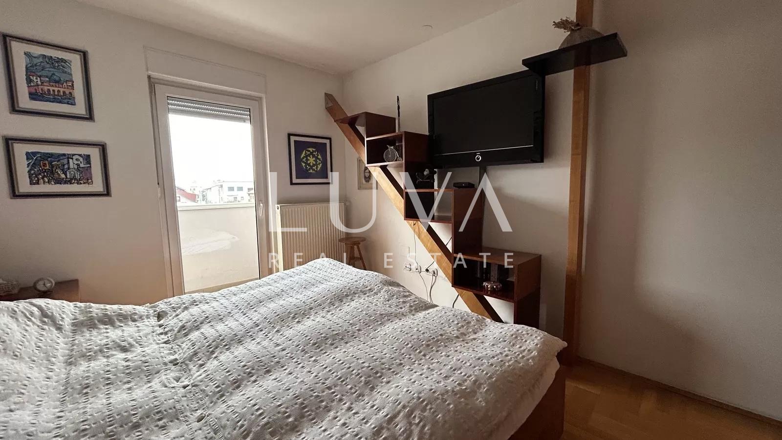 Zagreb, Stenjevec, Vierzimmerwohnung, 99m2 mit Garage, Verkauf