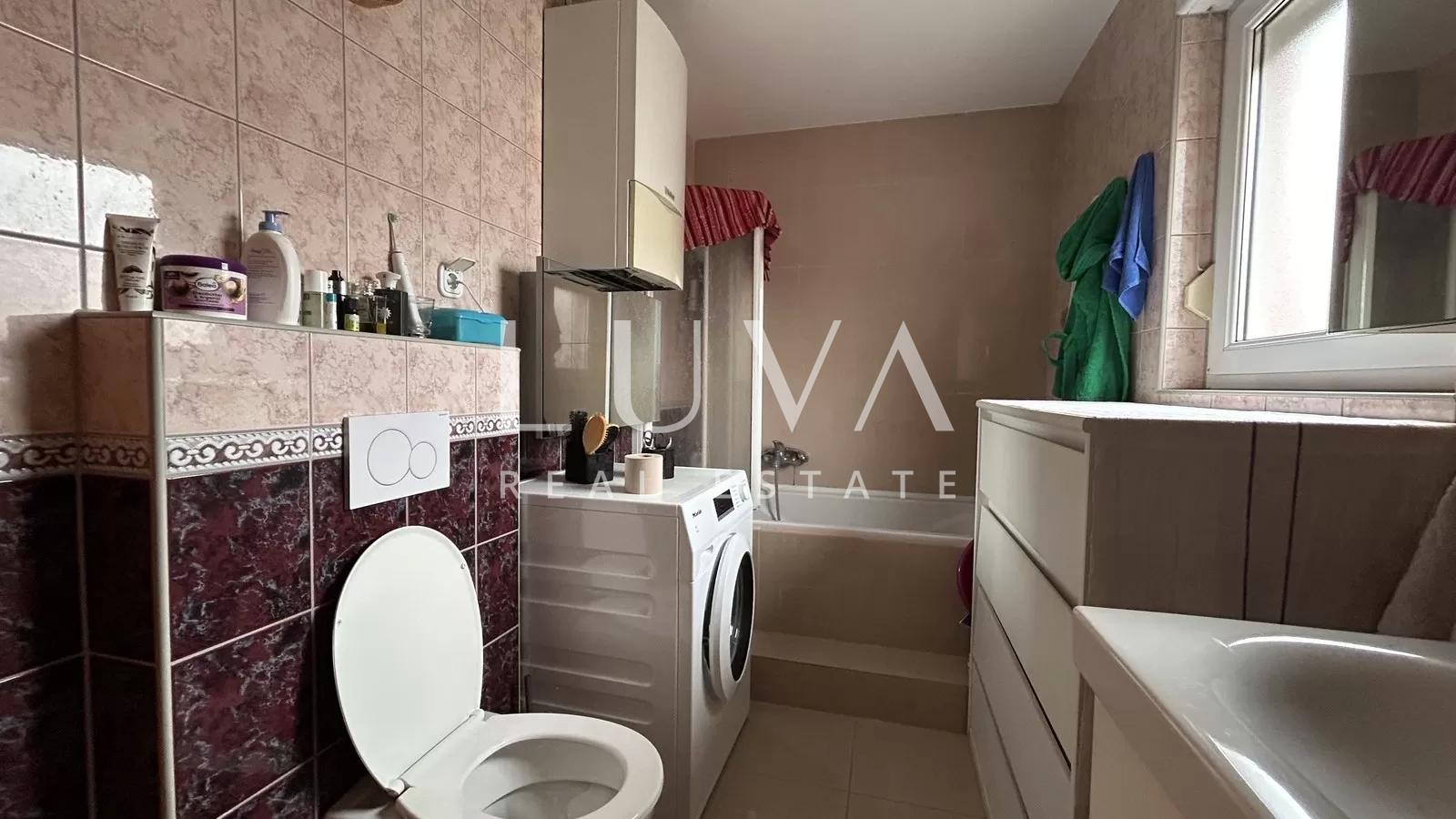 Zagreb, Stenjevec, Vierzimmerwohnung, 99m2 mit Garage, Verkauf
