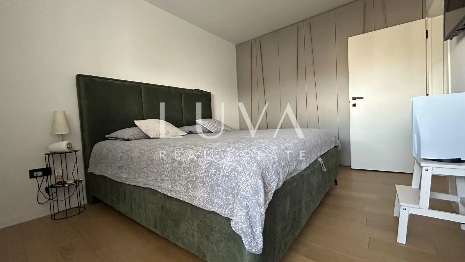 Zagreb, Prečko, komforan trosoban stan 73m2, prodaja