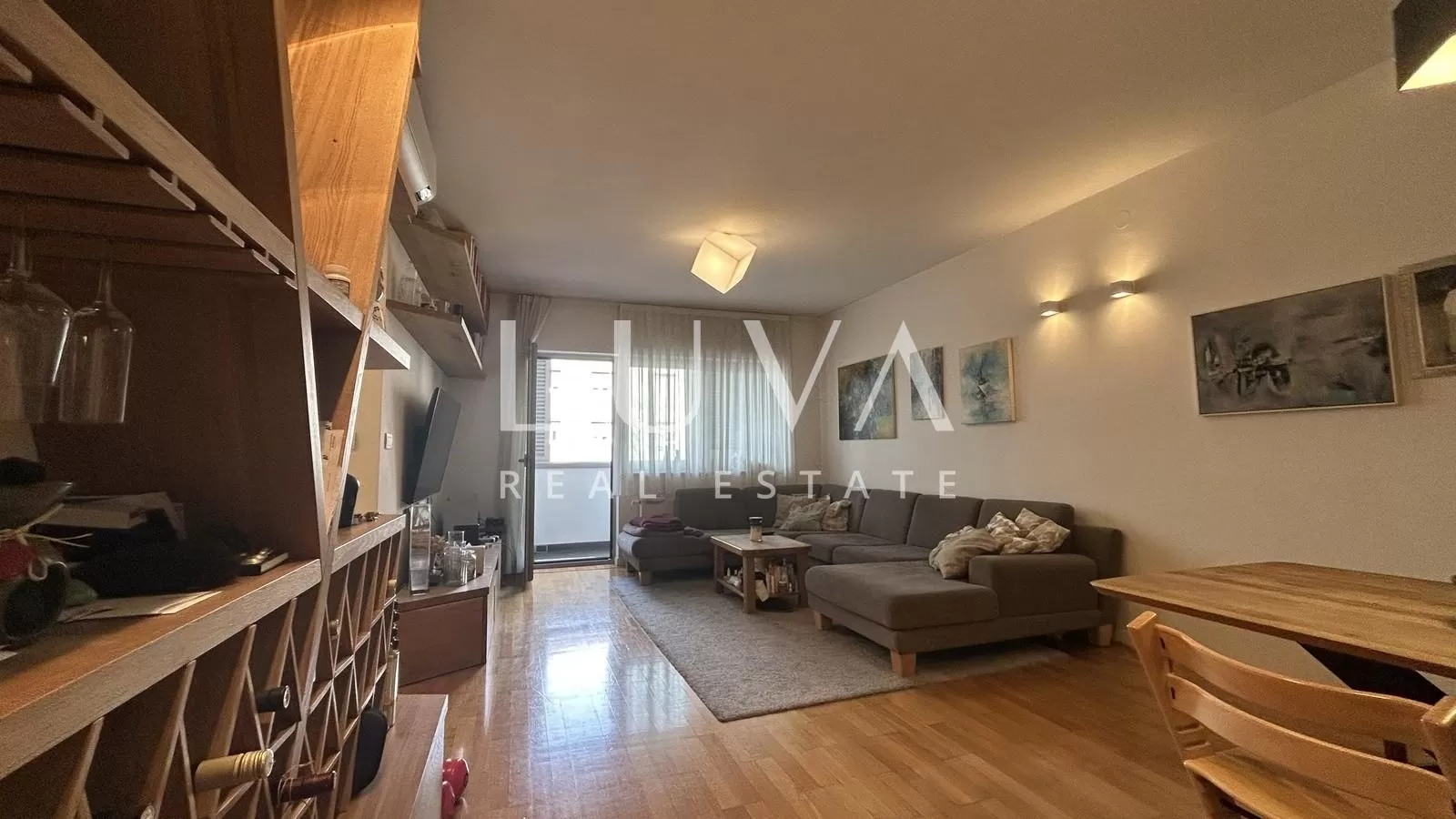 Zagreb, Kvaternik Plaza, trosoban stan 100m2, prodaja