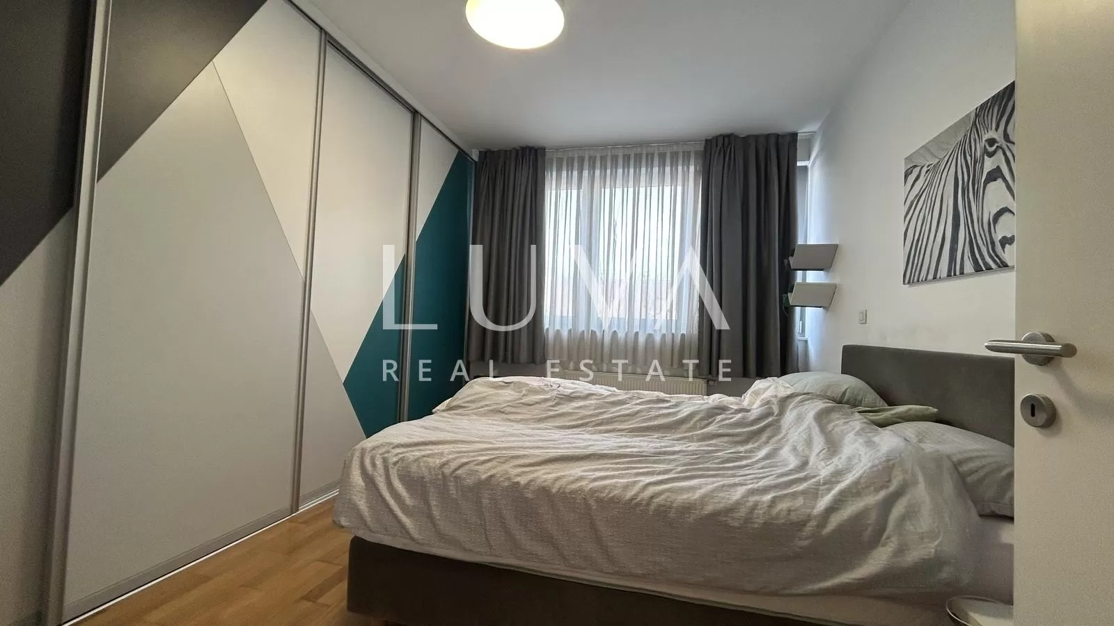 Zagreb, Kvaternik Plaza, trosoban stan 100m2, prodaja