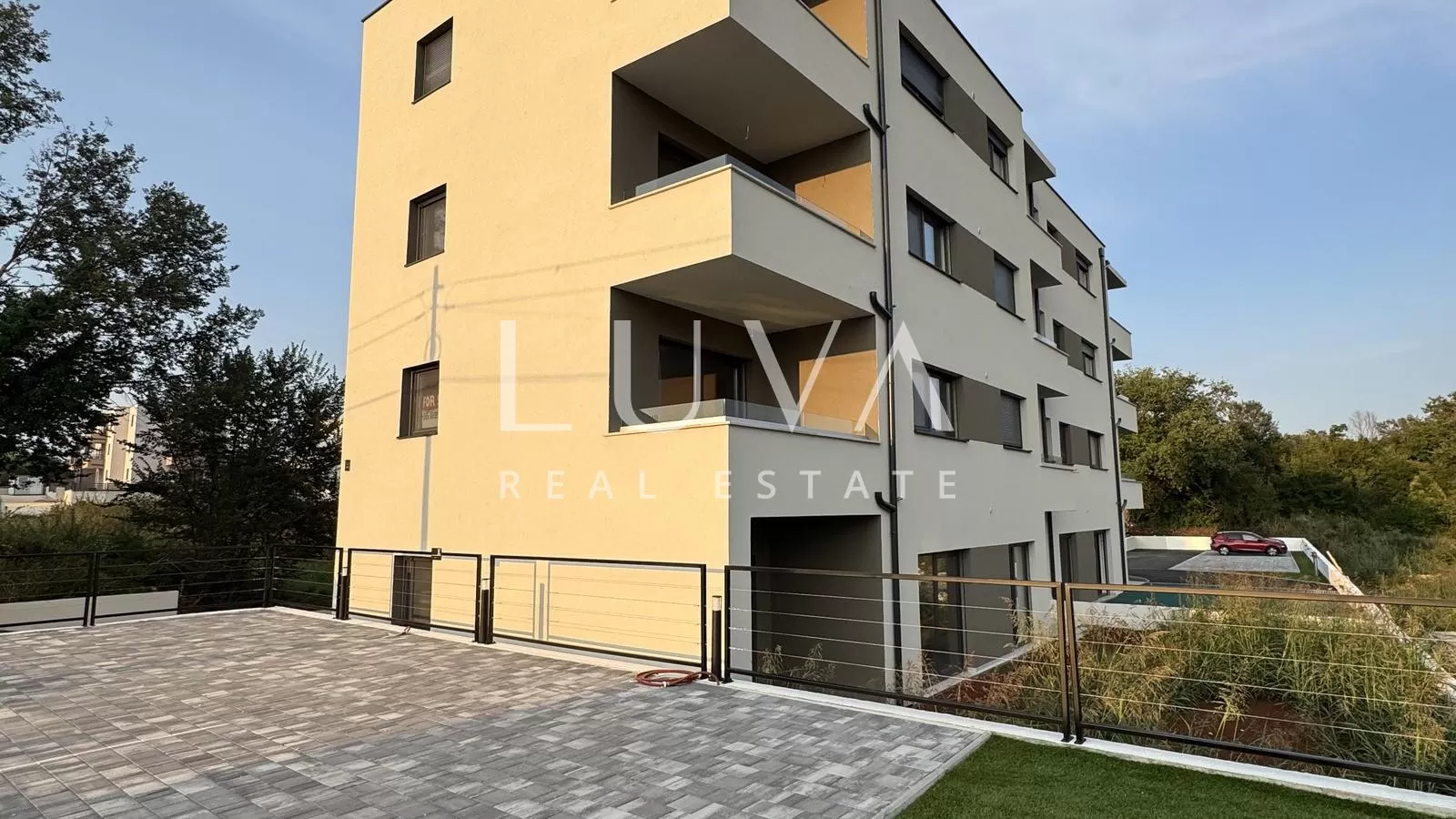 Istrien, Tar, moderne Erdgeschosswohnung mit Garten, 88,16 m2