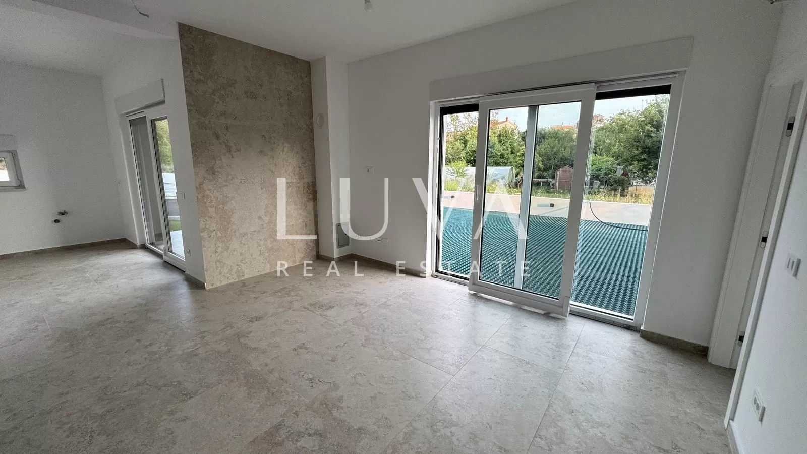Istria, Tar, modern ground floor apartment with yard, 76.27 m2