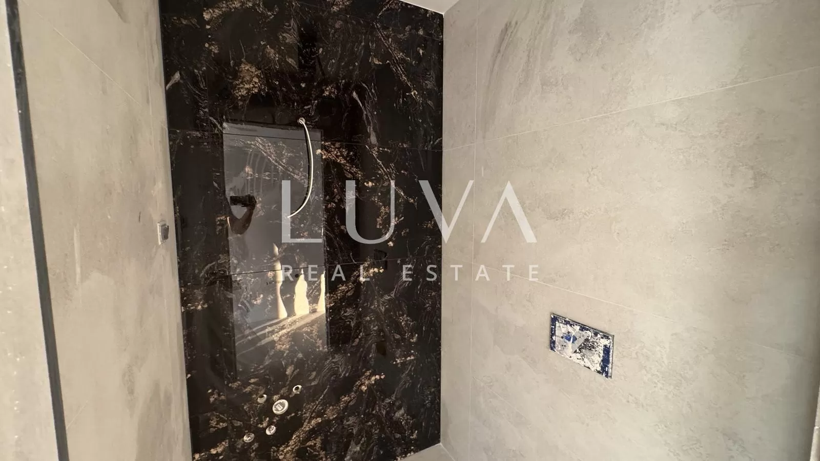 Istria, Poreč, modern penthouse with roof terrace, 181.45 m2