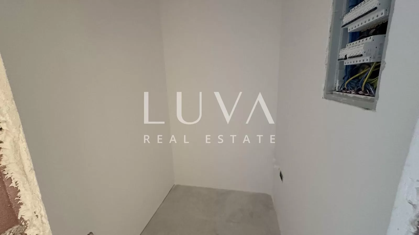 Istria, Poreč, modern penthouse with roof terrace, 181.45 m2
