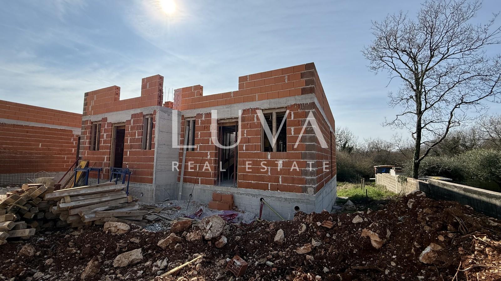 Istria, Poreč, modern terraced house with pool,  126.34 m²