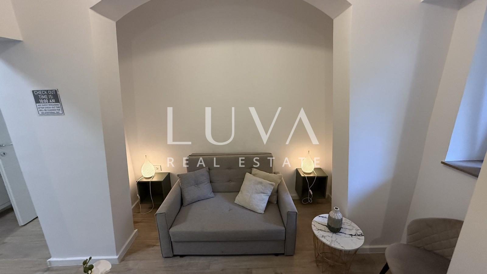 Zagreb, city centre, apartment with courtyard access, 300 m from Zrinjevac