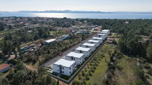 Zadar, Kožino, moderne Wohnung im ersten Stock, 67,36 m²