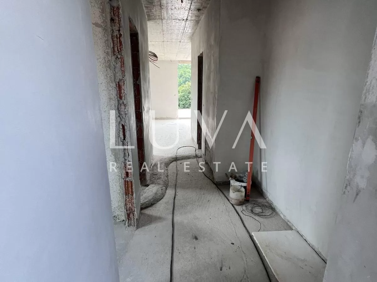 Zagreb, Fraterščica – Neubau 3-Zimmer-Wohnung + 2 Außenstellplätze + 1 Garagenstellplatz, 99m²