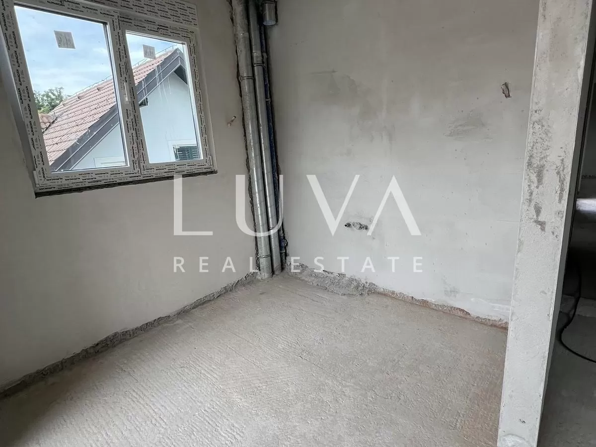 Zagreb, Fraterščica – Neubau 3-Zimmer-Wohnung + 2 Außenstellplätze + 1 Garagenstellplatz, 99m²