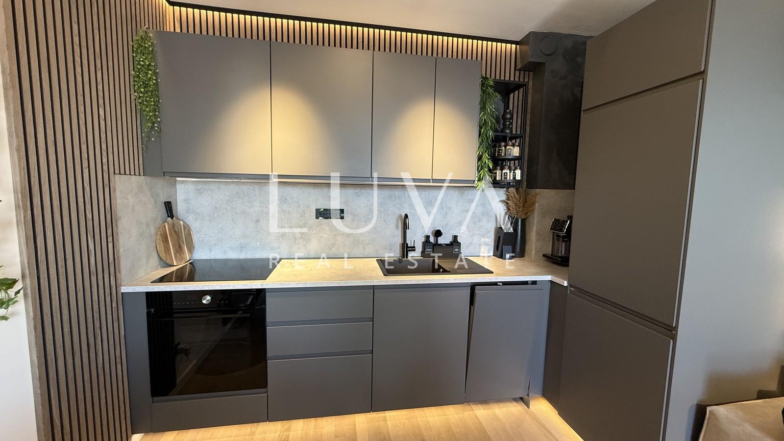 Zagreb, Blato, two-bedroom apartment with terrace and jacuzzi, 76,15 m²