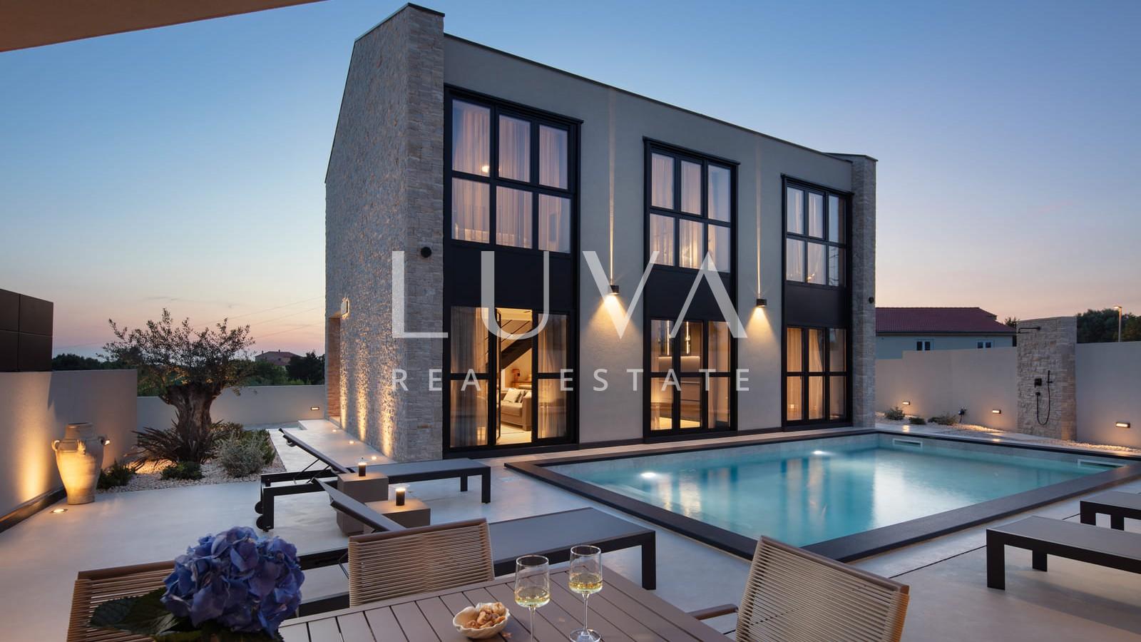 Zadar, Visočane, modern house with pool and wellness area