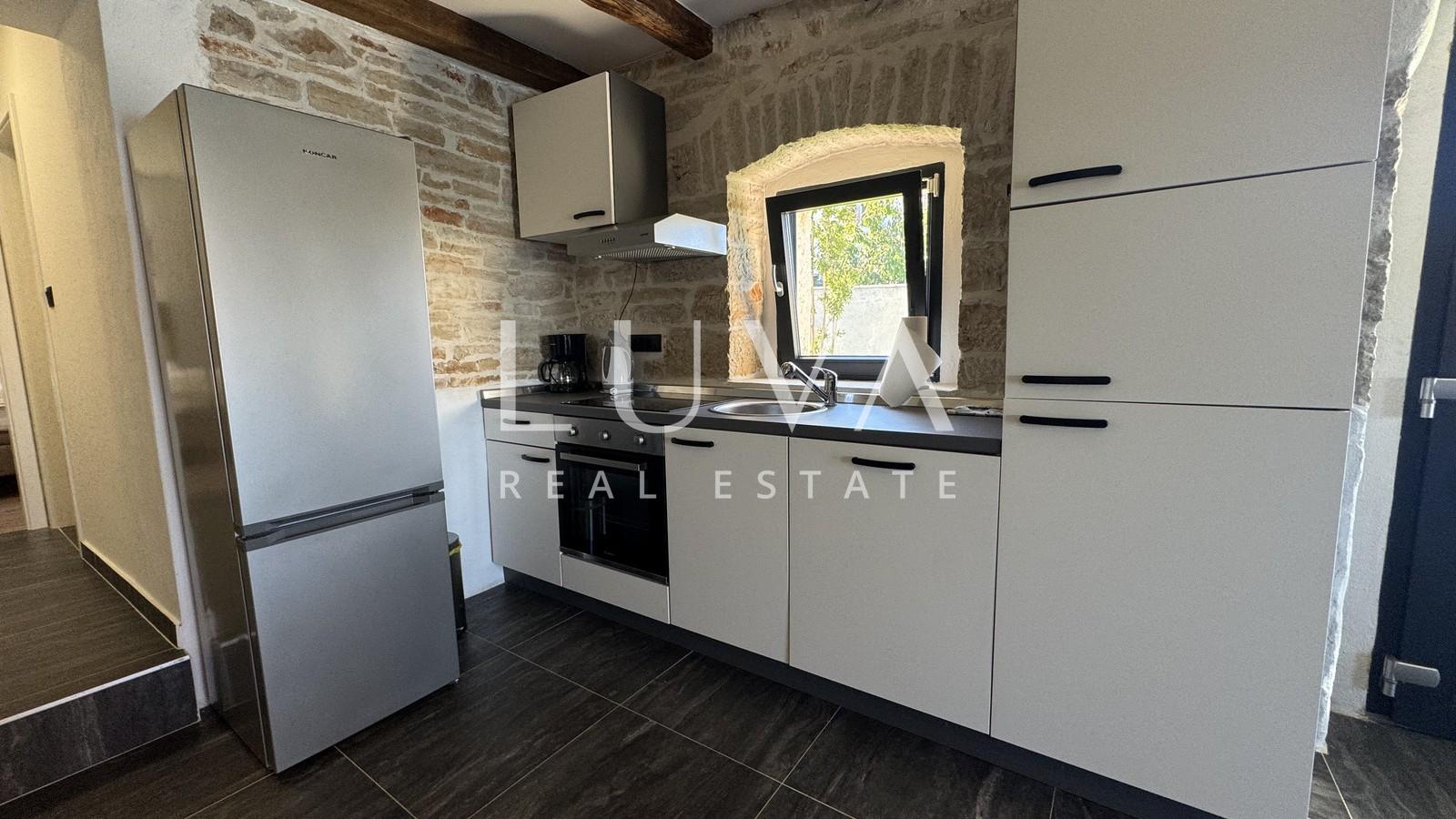 Istria, Poreč, modern stone house with pool, 133 m2