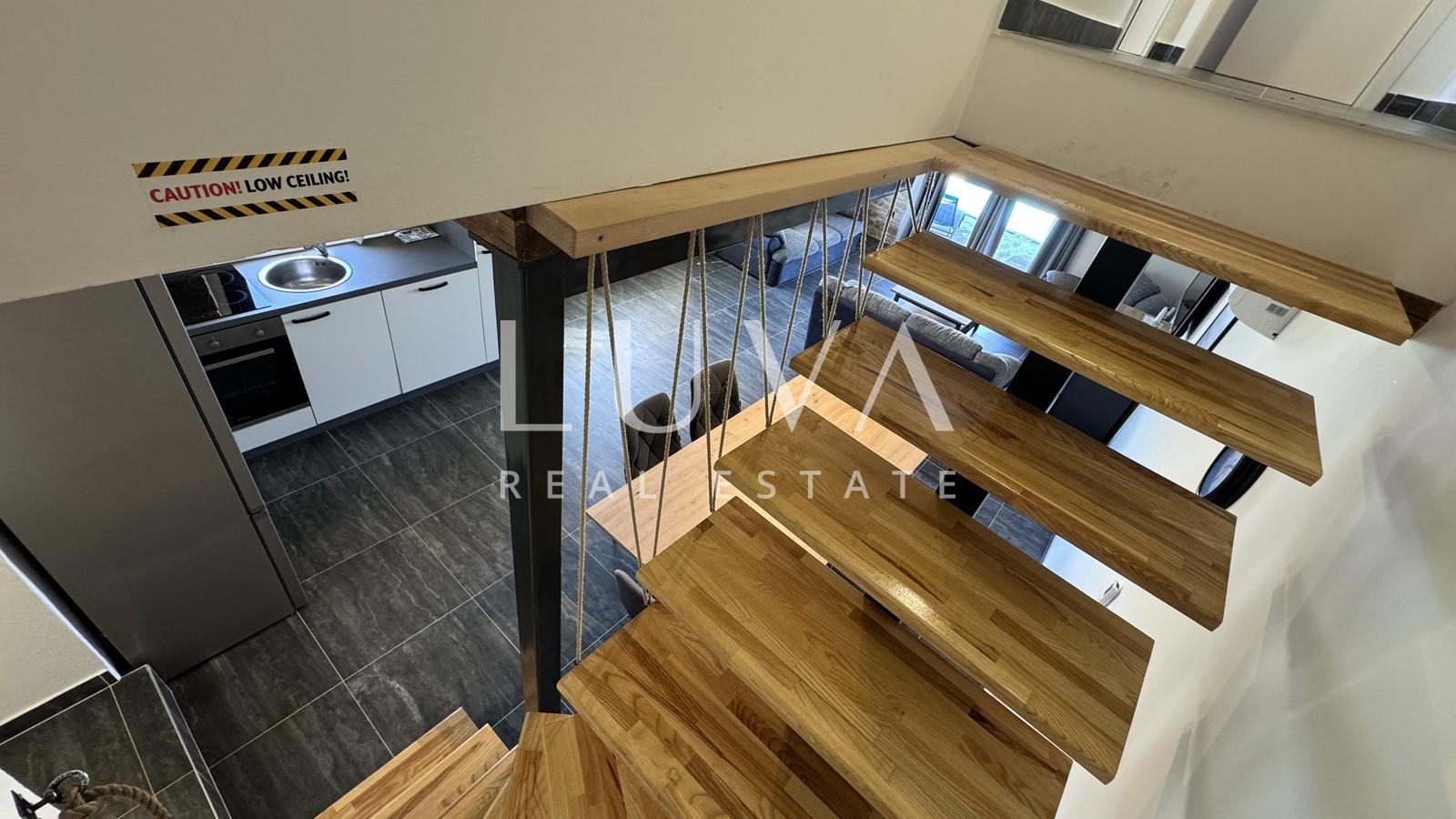 Istria, Poreč, modern stone house with pool, 133 m2