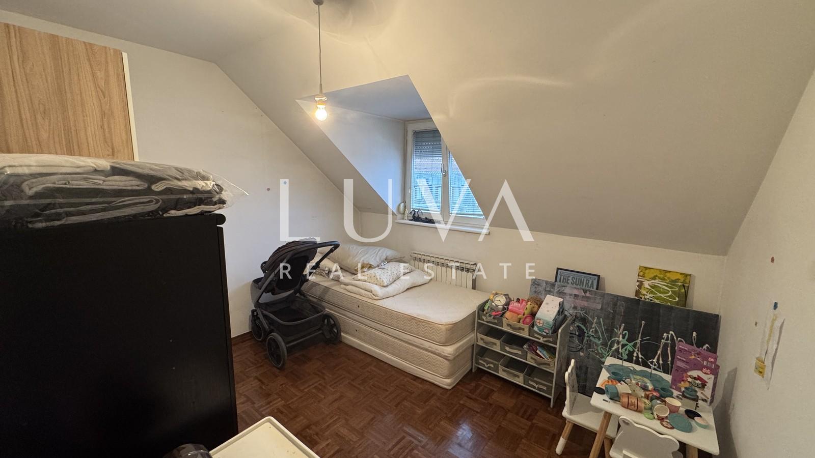 Zagreb, Špansko, three-room apartment with balcony, 77 m2