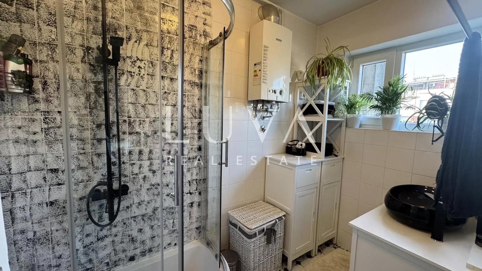 Zagreb, Držićeva, komfortable Zweizimmerwohnung mit zwei Balkonen, 67m2 zu verkaufen