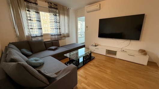 Zagreb, Trnje, 2-Zimmer-Wohnung mit Balkon zur Miete, 70 m2