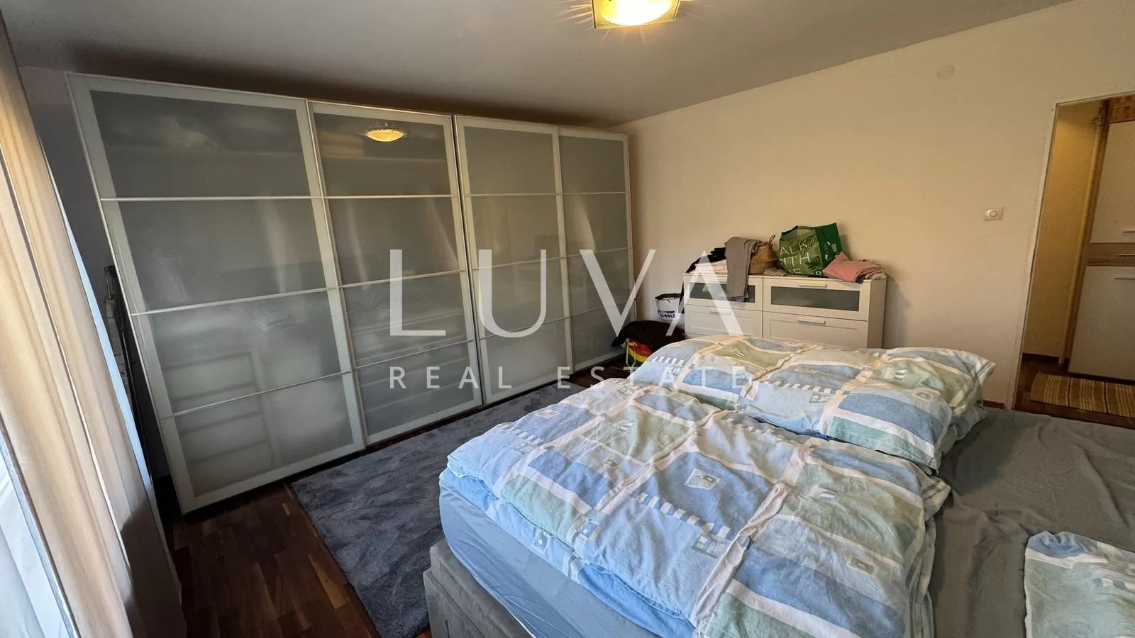 Zagreb, Črnomerec, moderan trosoban stan s garažom, 70m2