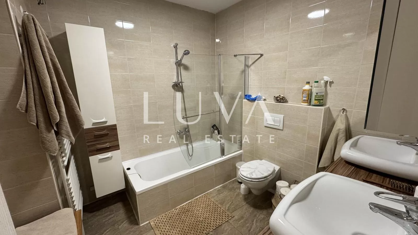 Zagreb, Črnomerec, moderan trosoban stan s garažom, 70m2