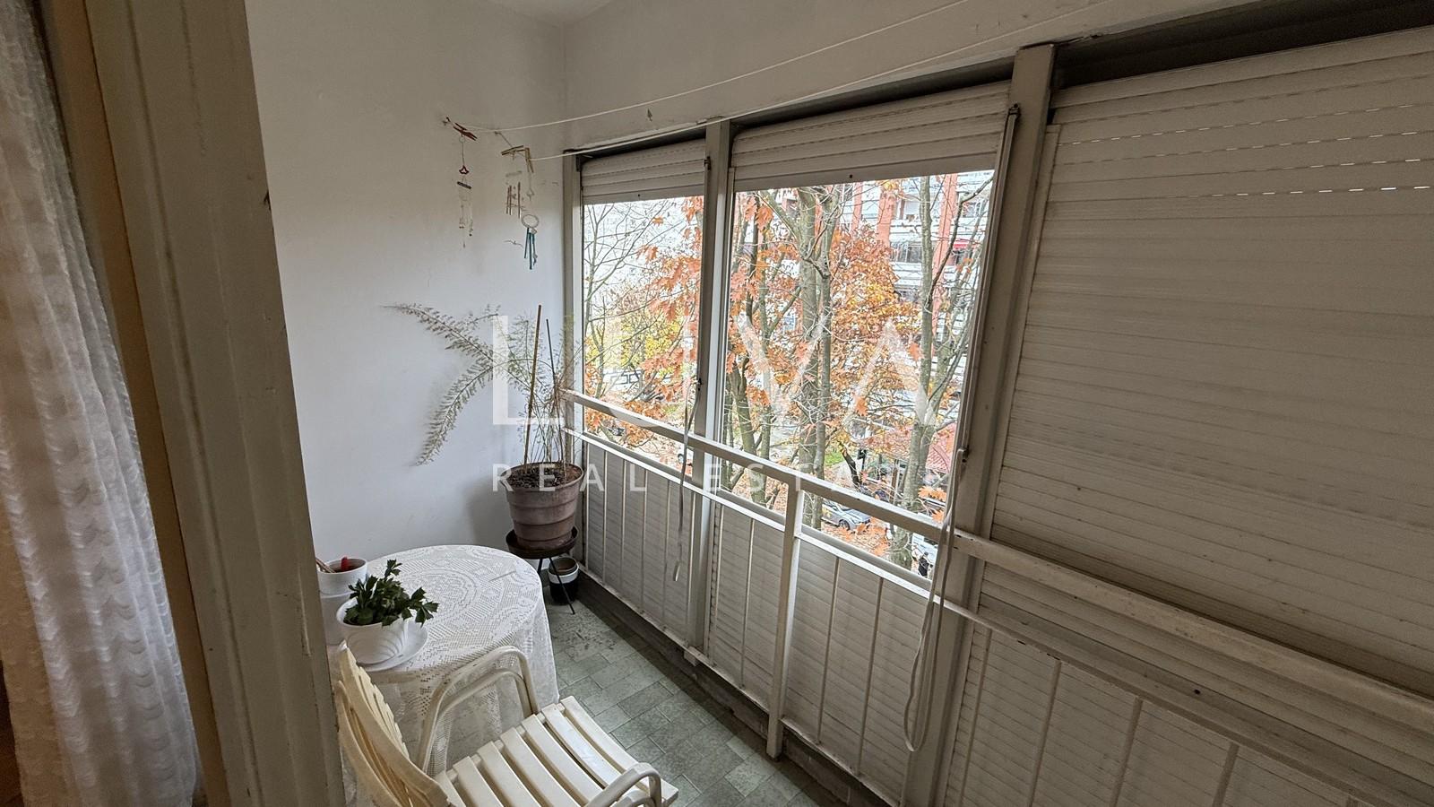 Zagreb, Maksimir, Wohnung zur Renovierung im 3. Stock, 65 m²
