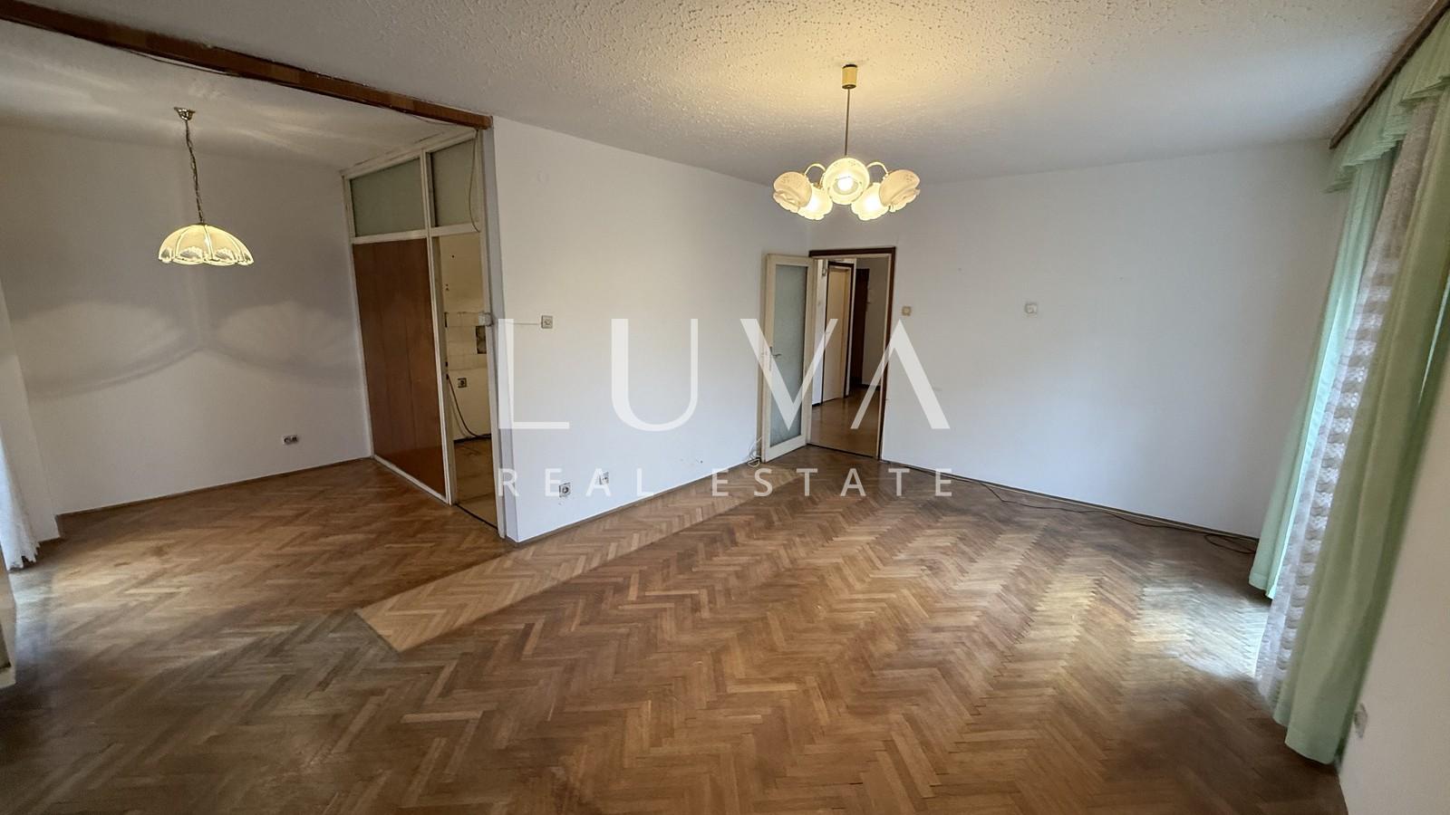 Zagreb, Maksimir, Wohnung zur Renovierung im 3. Stock, 65 m²