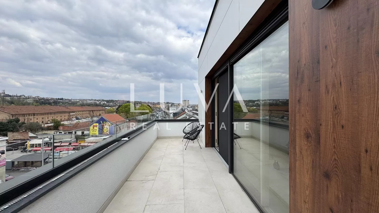 Zagreb, Črnomerec, Moderne Dreizimmer-Penthouse-Wohnung, 86 m2