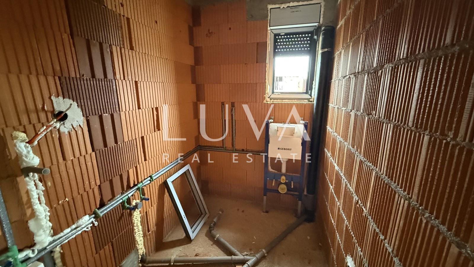 Zagreb, Gornji stupnik, Stan s dvije spavaće sobe na 2. katu, 47,5 m²