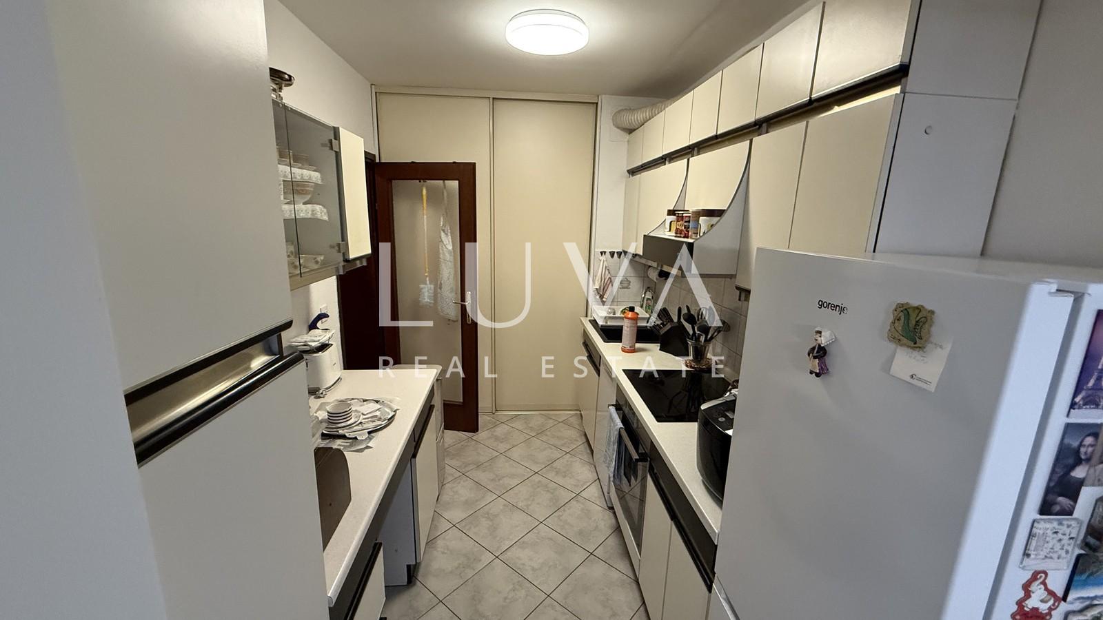 Zagreb, Špansko, one-bedroom apartment with balcony, 63 m²