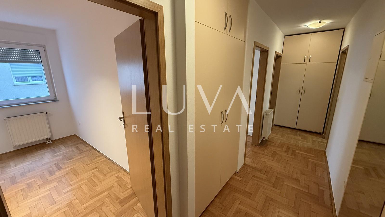 Zagreb, Malešnica, stan s dvije spavaće sobe na 1. katu, 60 m2