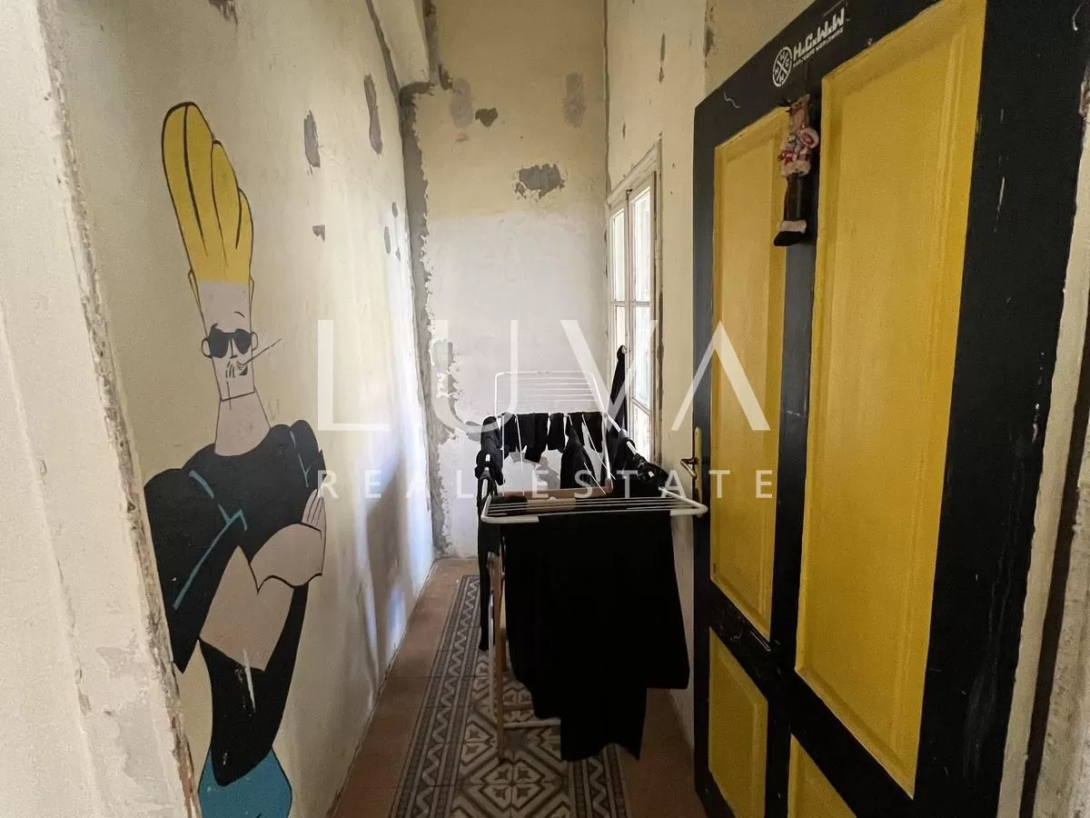 Zagreb, Centar, Radićeva, stan 100m2 za adaptaciju