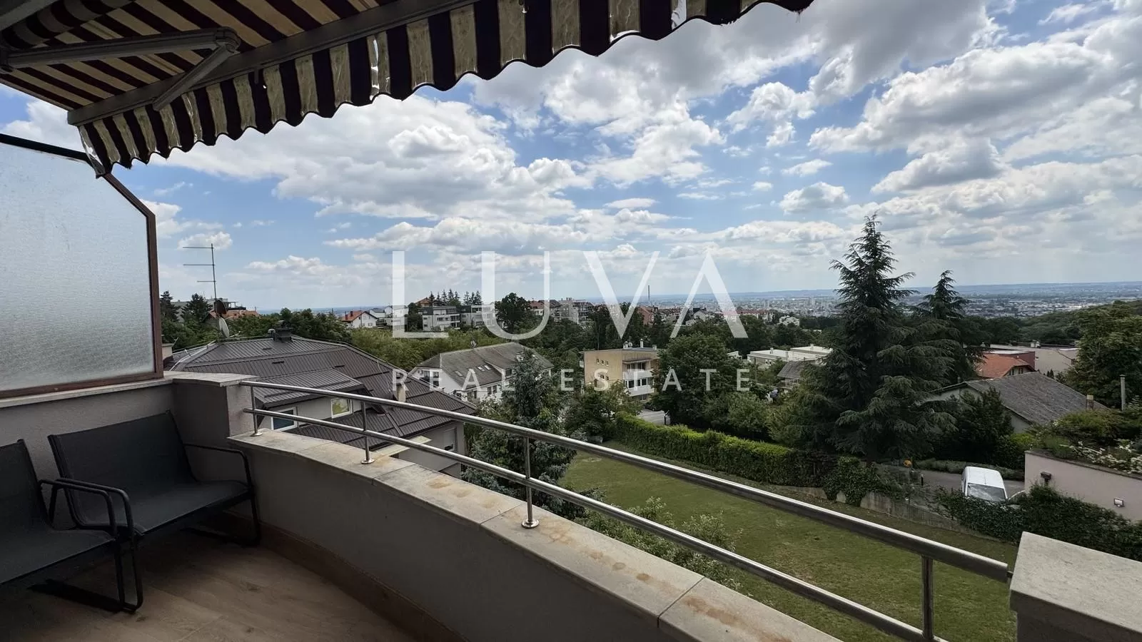Zagreb, Sveti duh, četverosoban stan s predivnim pogledom na Zagreb, 108 m2