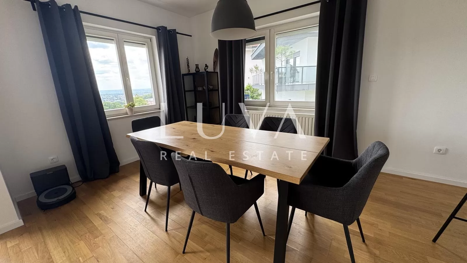 Zagreb, Sveti duh, četverosoban stan s predivnim pogledom na Zagreb, 108 m2