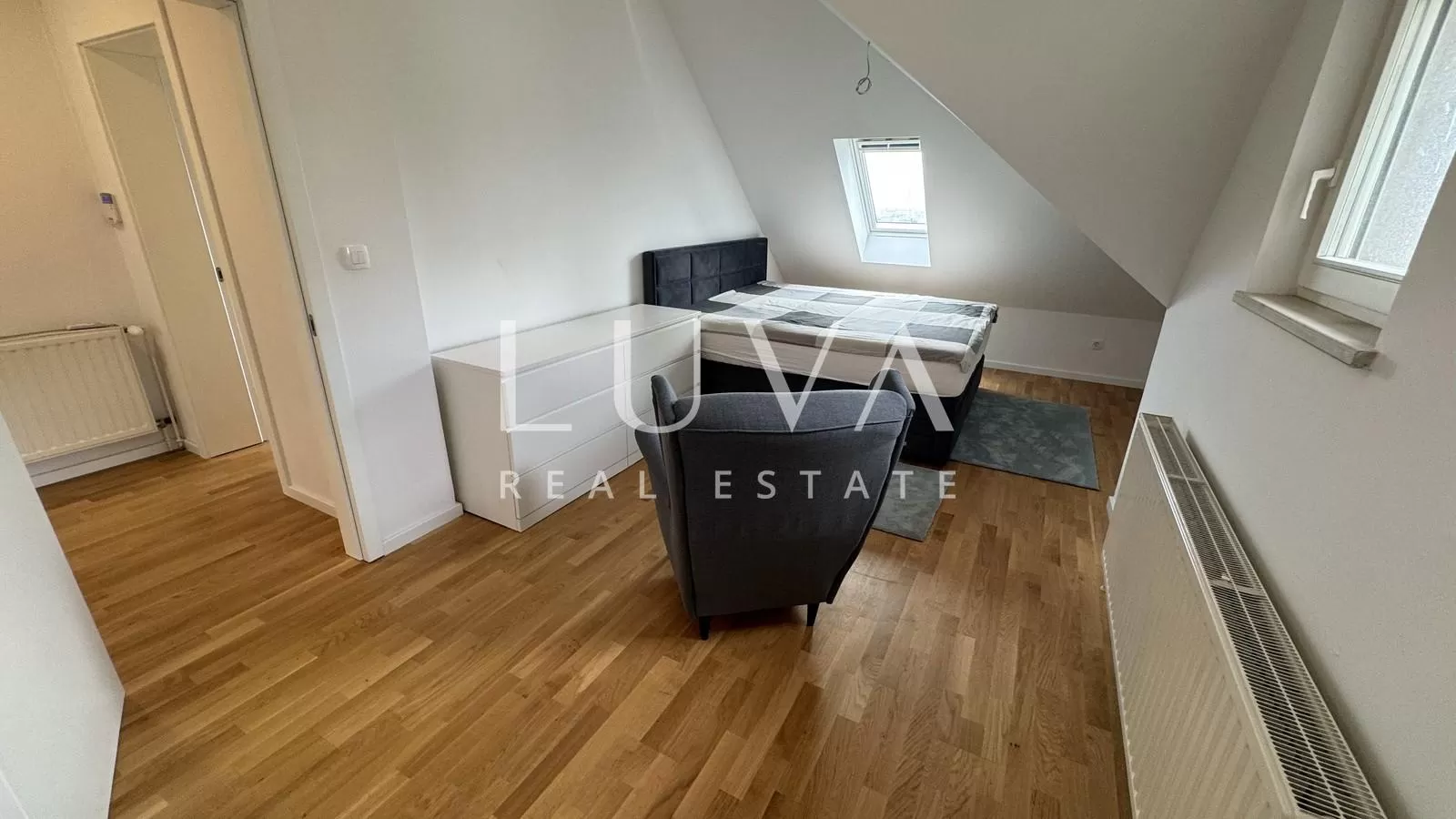 Zagreb, Sveti duh, četverosoban stan s predivnim pogledom na Zagreb, 108 m2