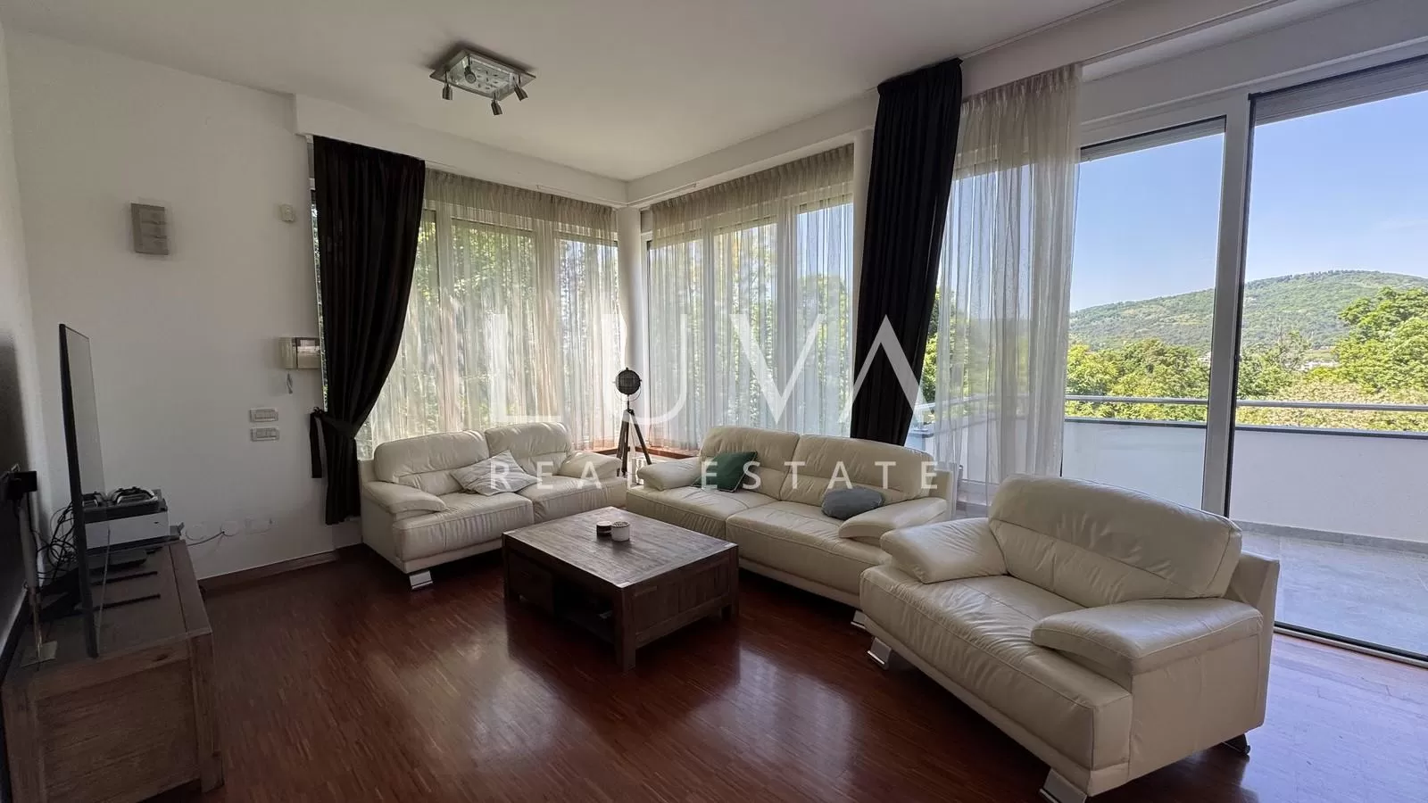 Zagreb, Šestine, luxuriöses Haus mit 4 Schlafzimmern, 432 m²