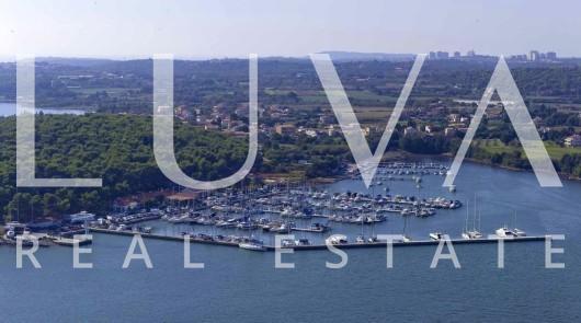 Medulin, Pomer, građevinsko zemljište s pogledom na more