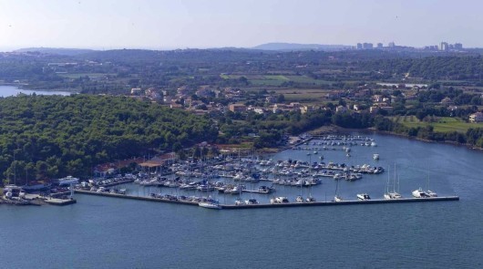 Medulin, Pomer, građevinsko zemljište s pogledom na more