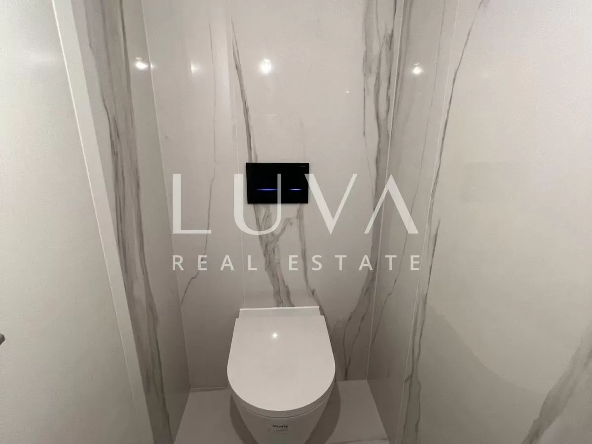 Zagreb, Ribnjak, Luxuriöse 5-Zimmer-Wohnung im zweiten Stock, 143 m² zu verkaufen