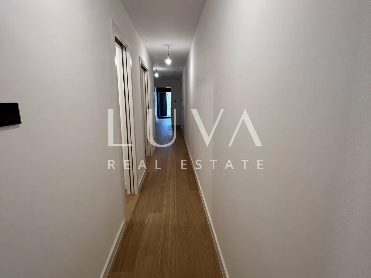 Zagreb, Ribnjak, Luxuriöse 5-Zimmer-Wohnung im zweiten Stock, 143 m² zu verkaufen