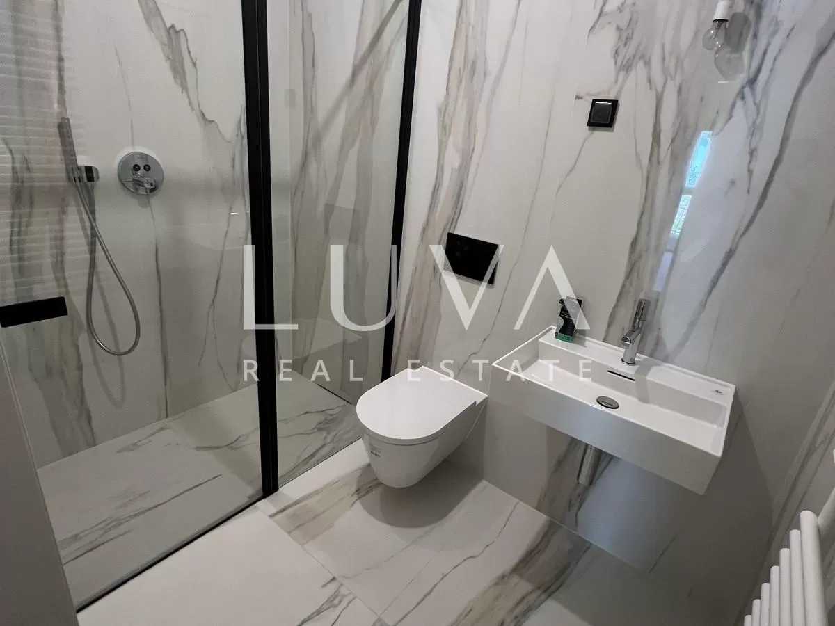 Zagreb, Ribnjak, Luxuriöse 5-Zimmer-Wohnung im zweiten Stock, 143 m² zu verkaufen