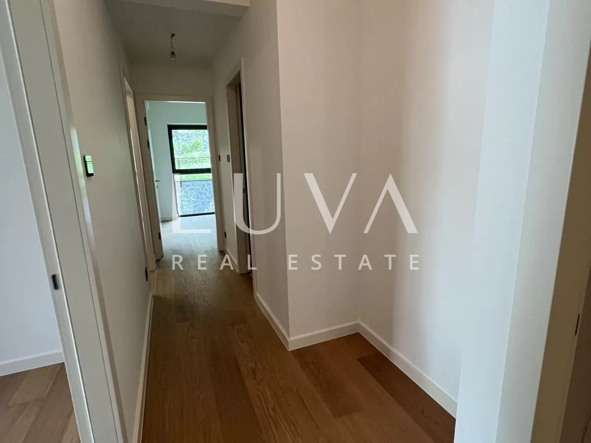 Zagreb, Ribnjak, Luxuriöse 5-Zimmer-Wohnung im zweiten Stock, 143 m² zu verkaufen