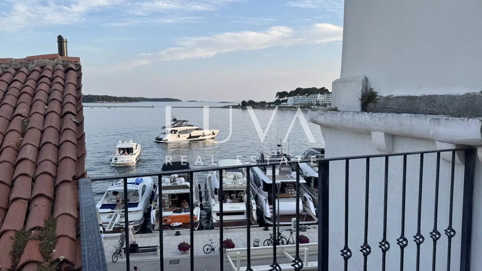 Istria, Poreč, One-Bedroom Apartment with Stunning View, 48 m²