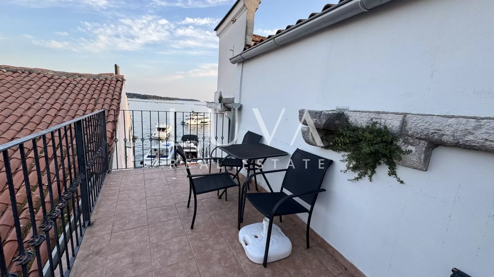 Istria, Poreč, One-Bedroom Apartment with Stunning View, 48 m²